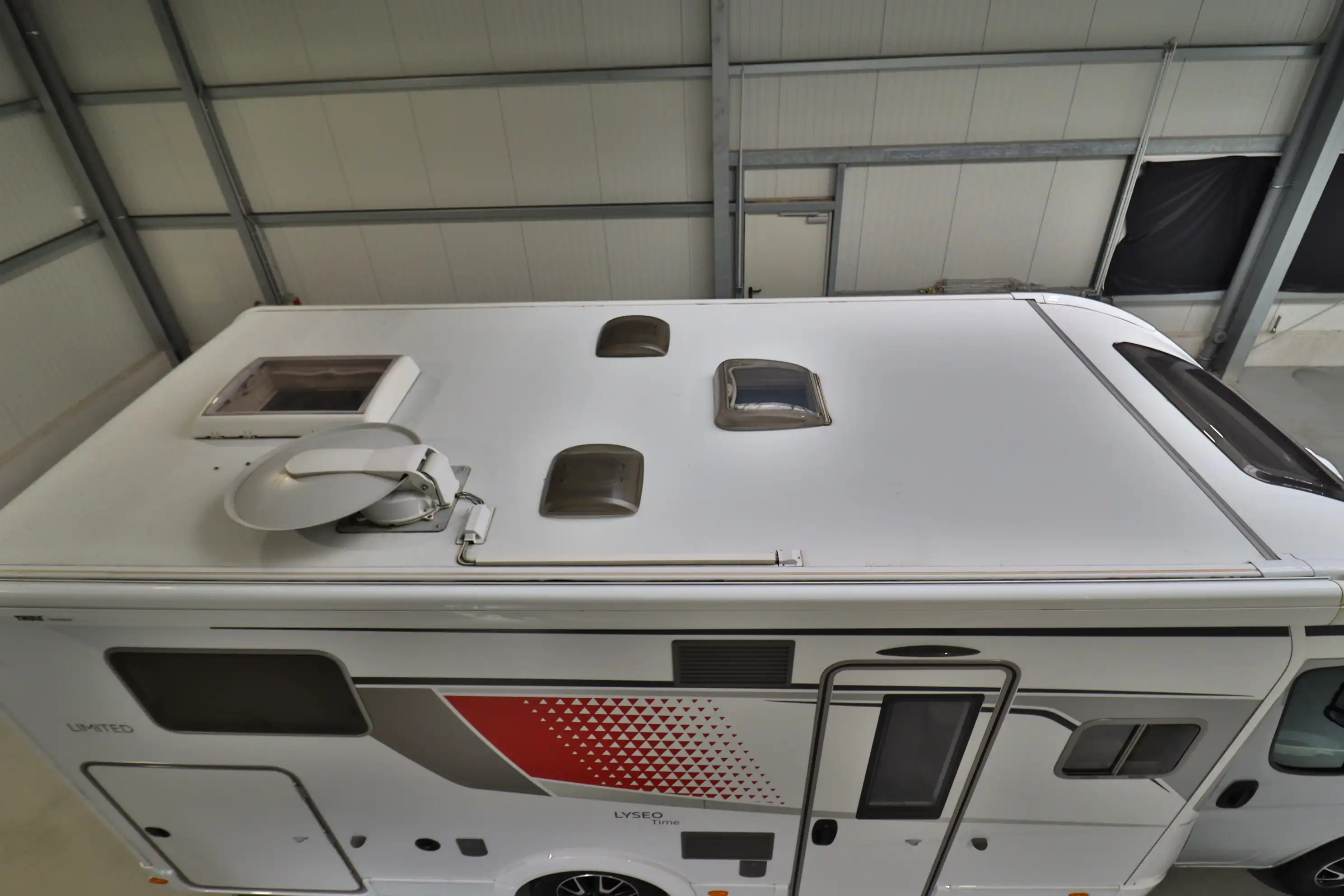BUERSTNER Lyseo T 727 Limited